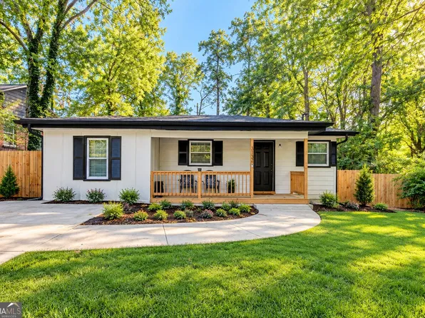3132 Forrest Hills Dr, Hapeville, GA 30354