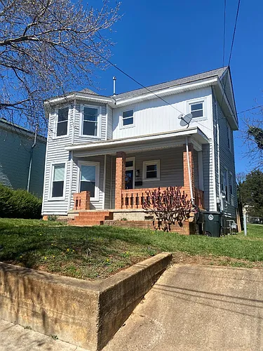 1610 Bedford Ave Photo 1
