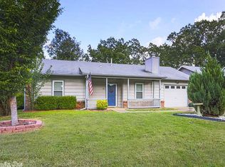 56 Oak Ridge Dr, Maumelle, AR 72113
