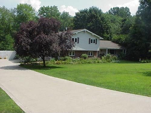 1st image of 3113 Roberts Dr