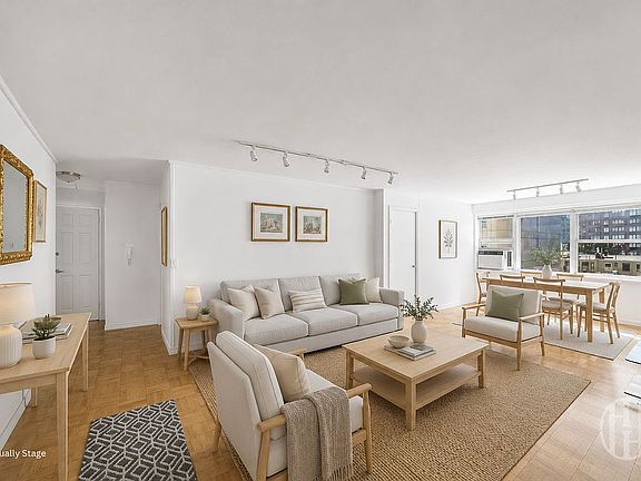 2nd image of 155 E 34th St APT 6R