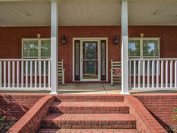 2nd image of 301 County Road 560
