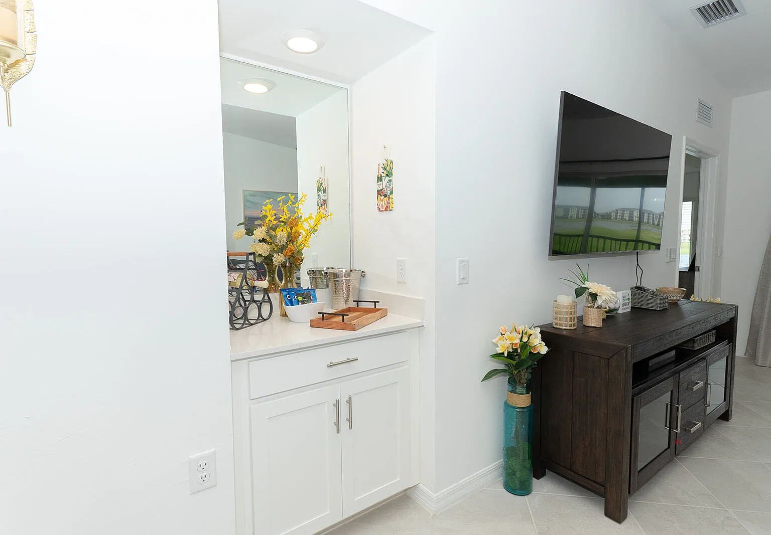 5427 Double Eagle Dr #2822 - The N... — Photo 2