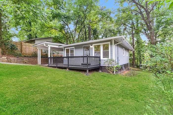1st image of 2023 Akron Dr SE