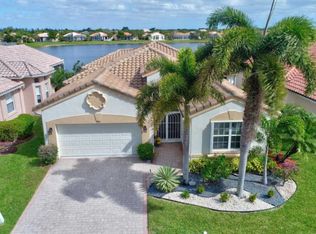 9517 Vercelli St, Lake Worth, FL 33467