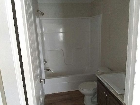 5th image of 4000 24th St N Unit 21