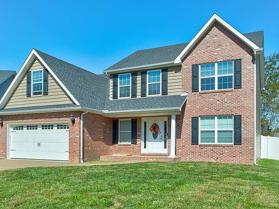 2nd image of 1635 Hills Dr