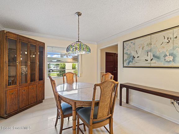 4th image of 428 Bridgetown Ct