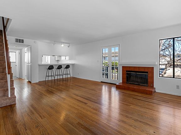 3rd image of 12711 Mitchell Ave APT 1