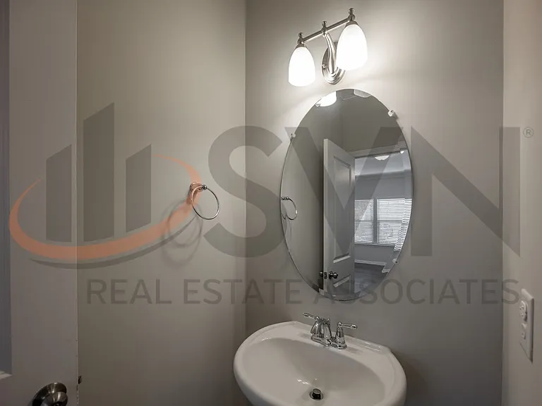 215 Hamlet Pl — Photo 11