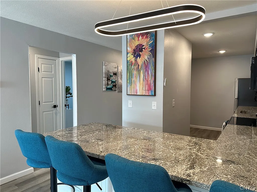 2 bed, 1.0 bath, 800 sqft, $1,450 — Photo 4
