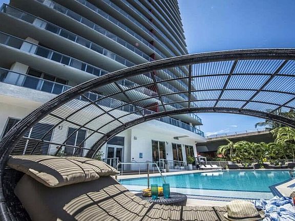 4th image of 2602 E Hallandale Beach Blvd #Id1227421p