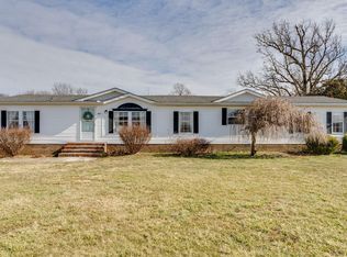 597 White Rd, Portland, TN 37148