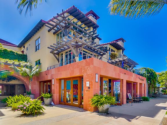 2nd image of 141 Orange Ave Unit 303