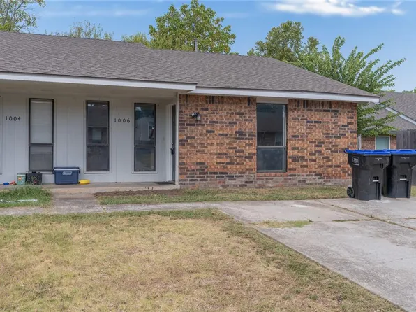 1004 Acacia Cir, Noble, OK 73068