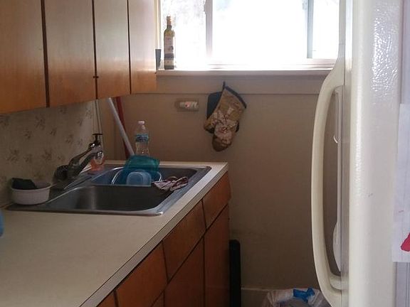 5th image of 97 S Manning St #1/2