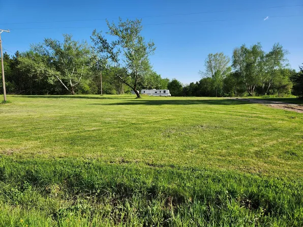 4945 W Woods Rd, Sidney, MI 48885