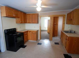 95 Calumet St, Pittsfield, MA 01201