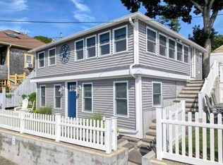 8 Green St, Buzzards Bay, MA 02532