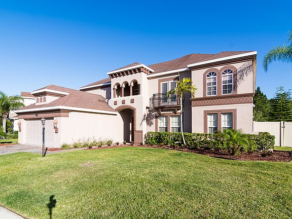 2nd image of 1329 Tipperary Dr