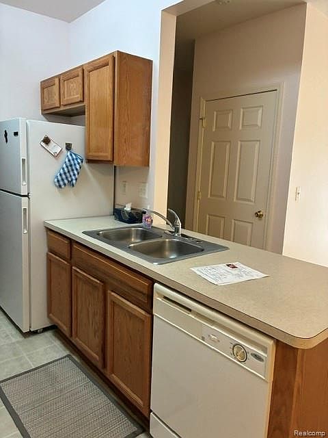 11840 Farmington Rd #59, photo 6