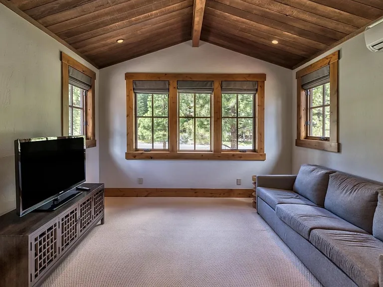 12223 Pete Alvertson Dr — Photo 17