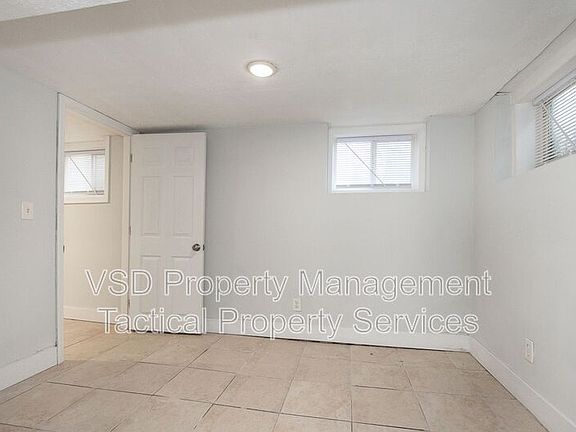 4th image of 2048 W 98th St #6