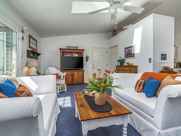 4th image of 4076 W Centre Ave APT 312