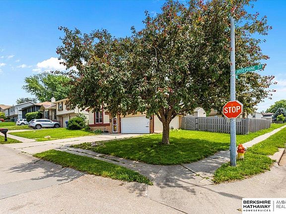 3rd image of 12835 Josephine St