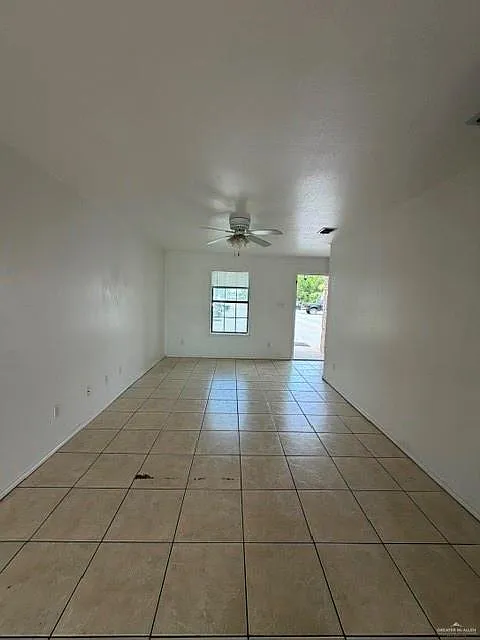 2 bed, 2.5 bath, 22270 sqft, $875 — Photo 4