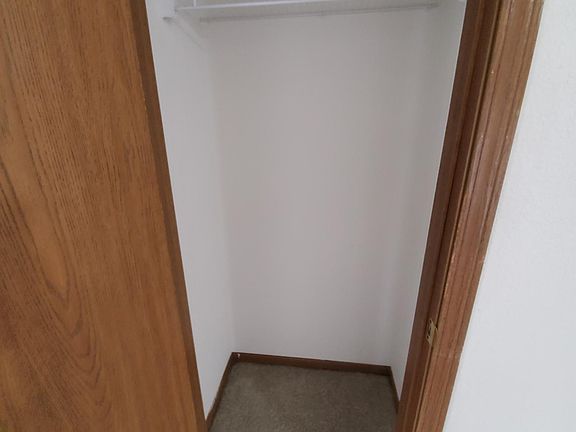 2nd image of 6050 Applegrove Ln