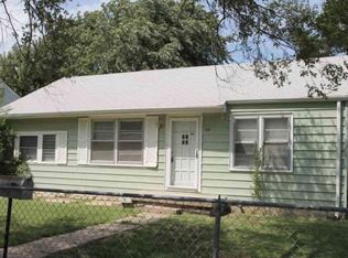 2402 W Walker Ave, Wichita, KS 67213