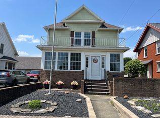 132 N Wilson Ave, Fremont, OH 43420