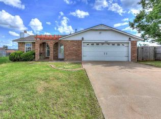 6017 SW Park Ave, Lawton, OK 73505