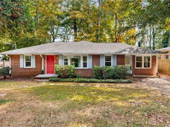 2477 Ridgefield Ter, Decatur, GA 30033