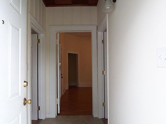 3rd image of 407 S Holly St APT A