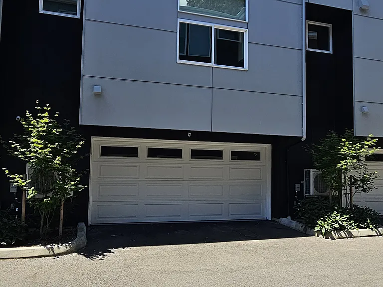 1208 Harrington Ave NE — Photo 28