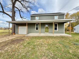 423 W 4th St, Byron, IL 61010