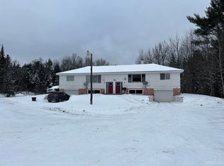 675 S Carlshend Rd, Skandia, MI 49885