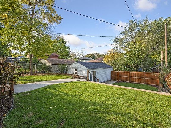 2nd image of 1241 Osceola Ave