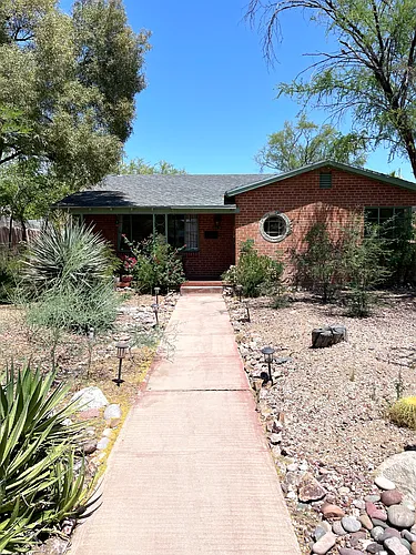 2615 E 8th St Photo 1 2615 E 8th St Photo 1