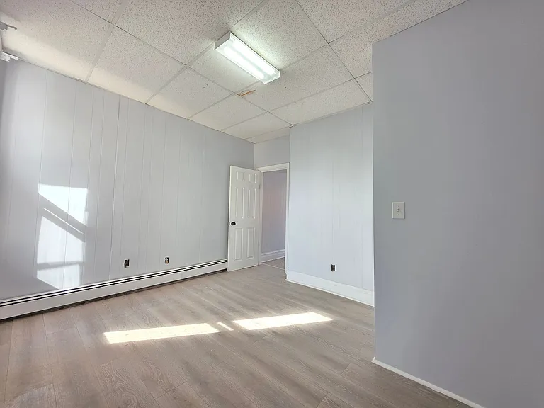8 Lincoln Ave #1 — Photo 6