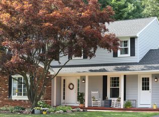 160 Wheelock Rd, Penfield, NY 14526