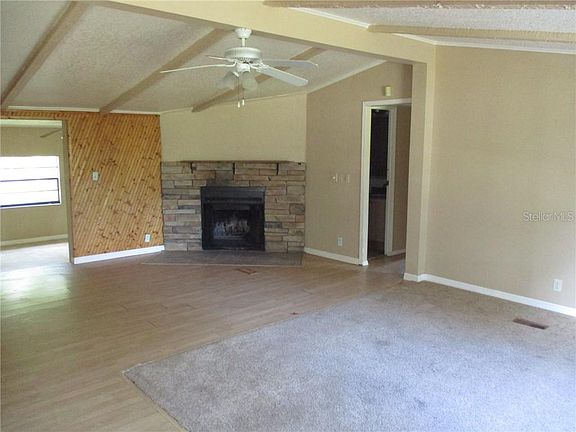 5th image of 710 White Tail Cir