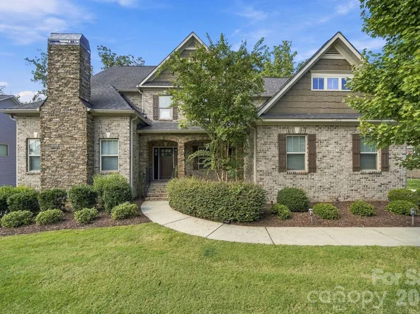 13411 Crystal Springs Dr, Huntersville, NC 28078
