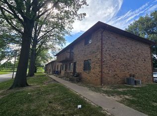 5 Yorkshire Ln #4, Belleville, IL 62221