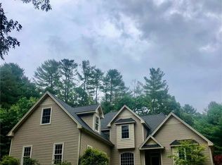 6 Valley Falls Rd, Vernon, CT 06066