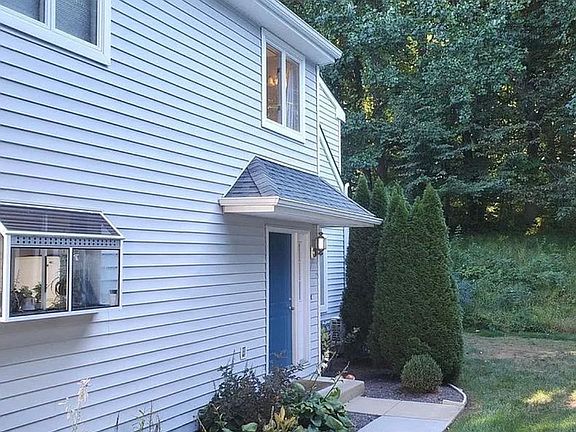3rd image of 178 S Orchard Ave