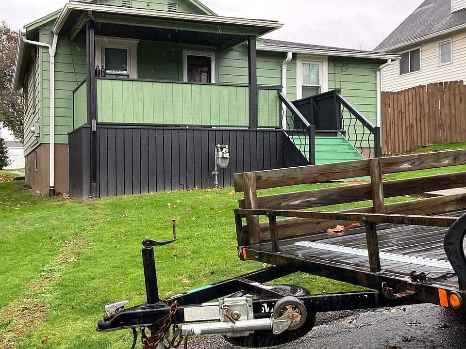 2nd image of 190 Chestnut St
