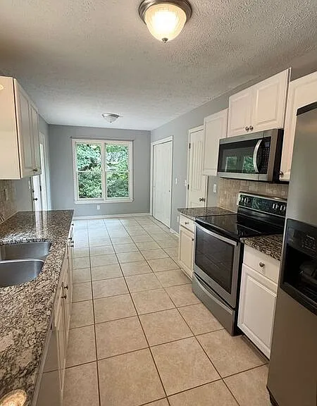 900 Clearbrook Crse SW — Photo 10